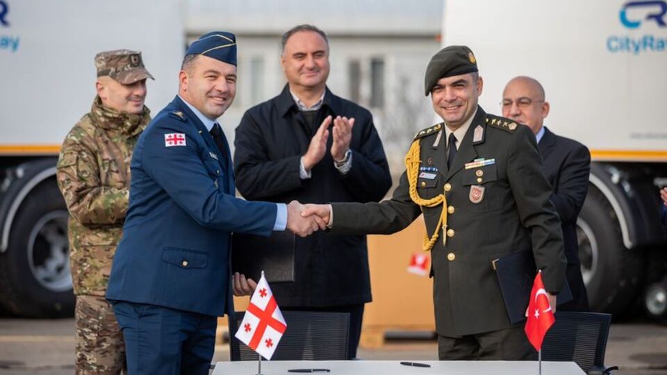 Türkiye'den Gürcistan'a askeri ekipman desteği