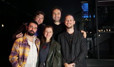 'Şimdi' DasDas'ta prömiyer yaptı