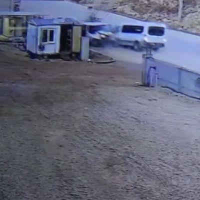 Köpeğe çarpmamak için manevra yaptı! Ölüler ve yaralılar var!