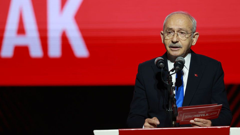 Kılıçdaroğlu: Bir parti başka bir partinin içişlerine karışmamalı
