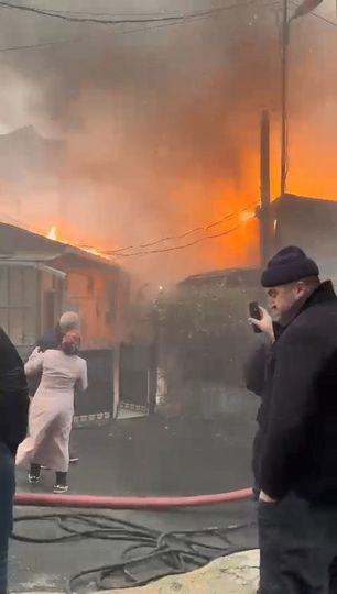 Sarıyer'deki yangın söndürüldü