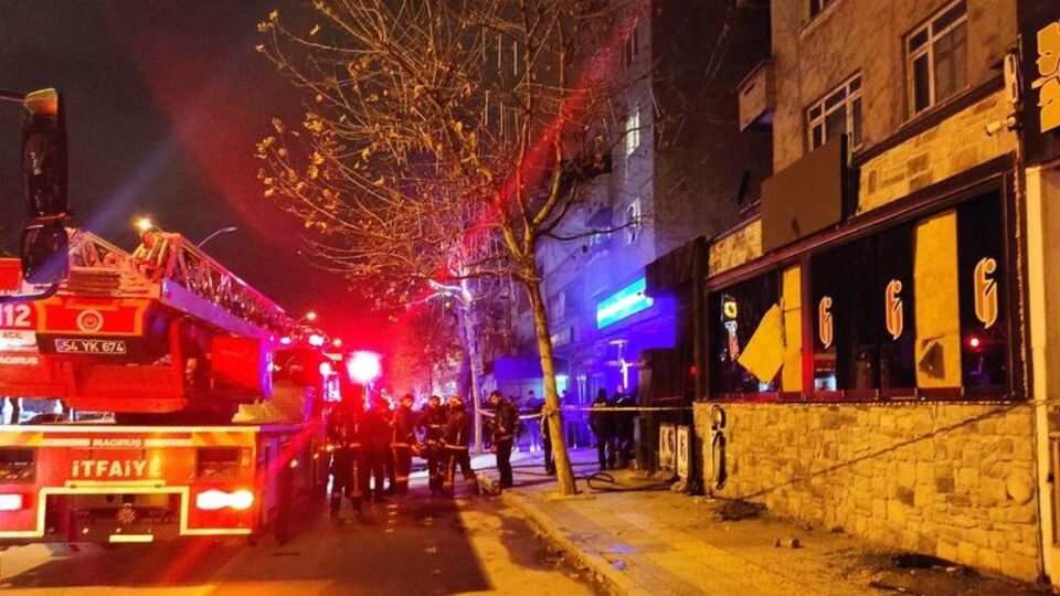 Silahlı kavganın yaşandığı eğlence mekanında kundaklama şüphesi