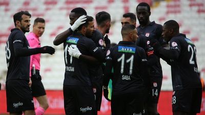 Sivasspor farklı turladı!