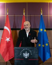 Arnavutluk, Bayraktar TB2 SİHA filosu satın alıyor