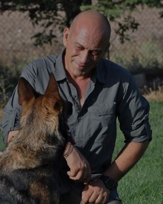 Köpek eğitim merkezi sahibi cinsel istismardan tutuklandı!