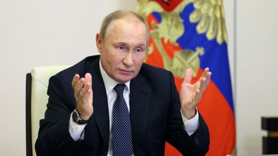 Putin: Rusya askeri gücünü artıracak