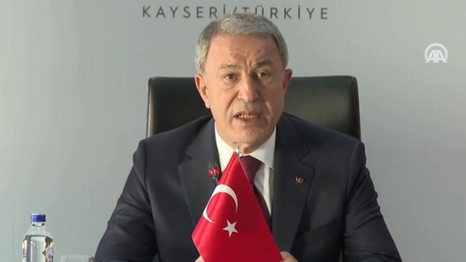 Bakan Akar'dan 'radar kilidi' tepkisi