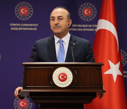 Afganistan'da kadınların üniversite eğitiminin yasaklanmasına tepki