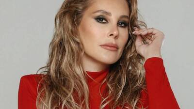 Funda Arar'dan 'Boşver'