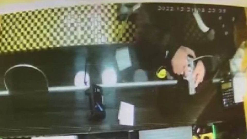 İstanbul'da silahlı soygunu durduran cümle!