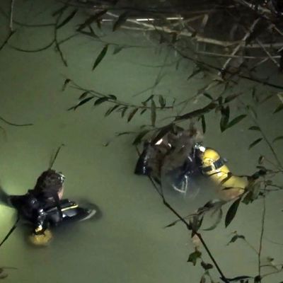 Kahreden bekleyiş! Dalgıçlar 2 saat sonra ulaştı