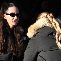 Duvar üzerinde sohbet