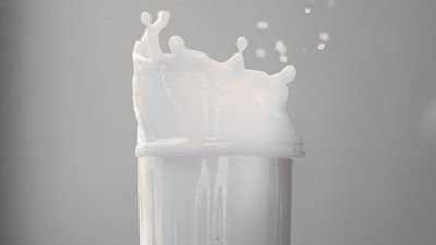 Dondurulmuş anne sütü ne kadar sürede tüketilmeli?