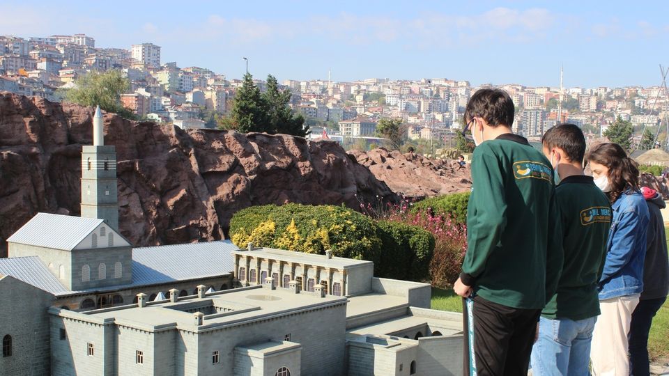 Miniatürk'e nasıl gidilir?