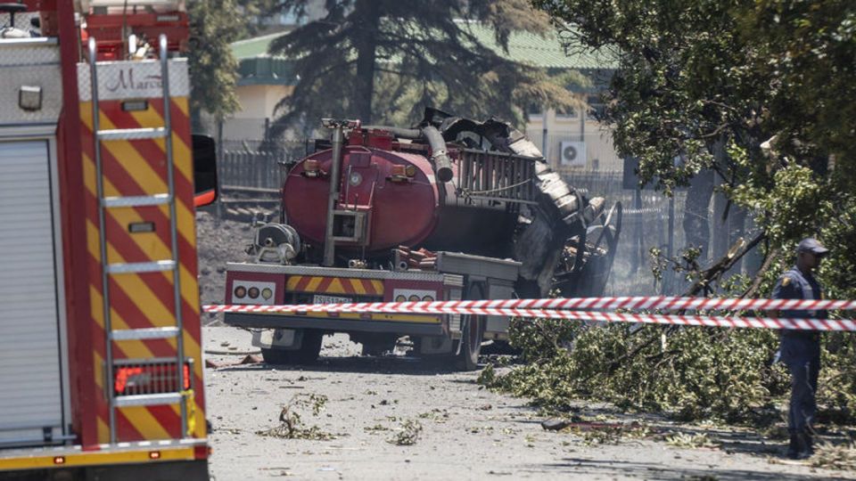 Güney Afrika'da tanker patlaması: 10 kişi öldü