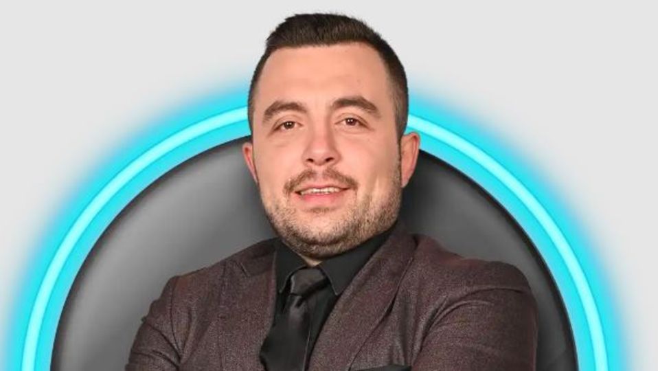 Lider Türkiye yarışmacısı Orhan Cesur kimdir?