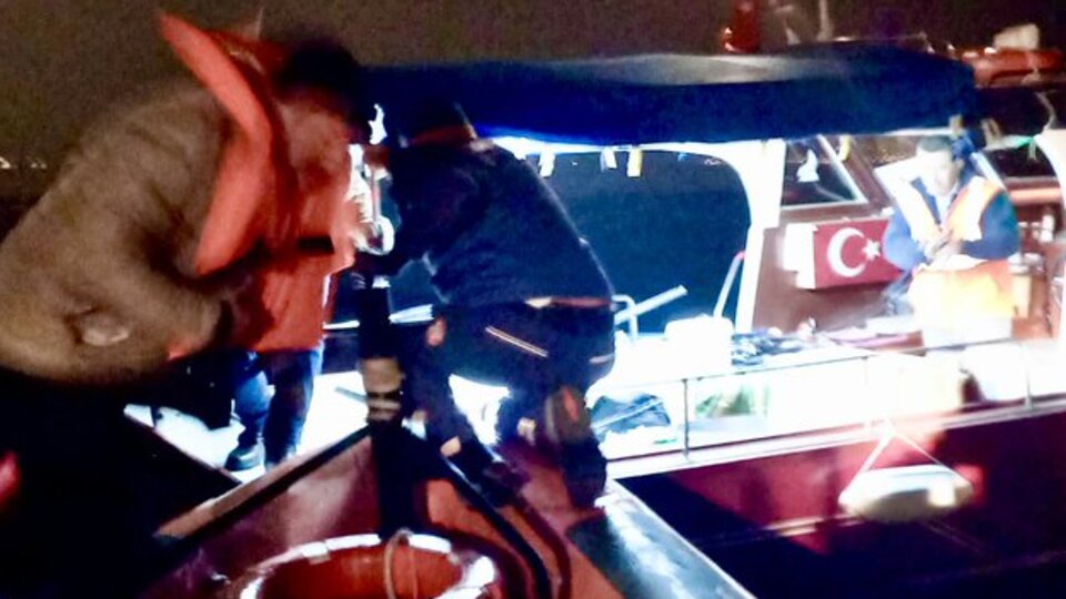 Maltepe'de tekne karaya oturdu