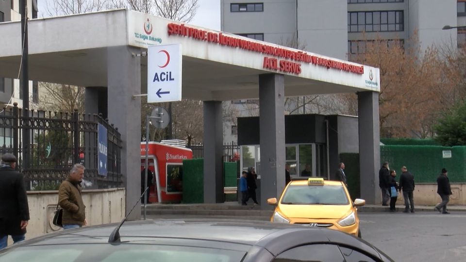 Hasta yakınından hemşireye yumruklu saldırı!