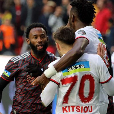 Kırmızı kart mı sarı kart mı?