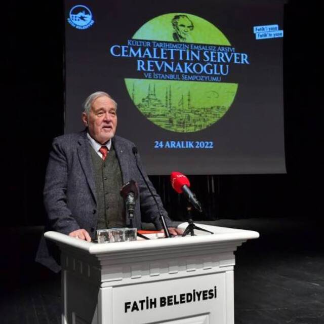 İlber Ortaylı, Revnakoğlu ve İstanbul Sempozyumu'nda konuştu