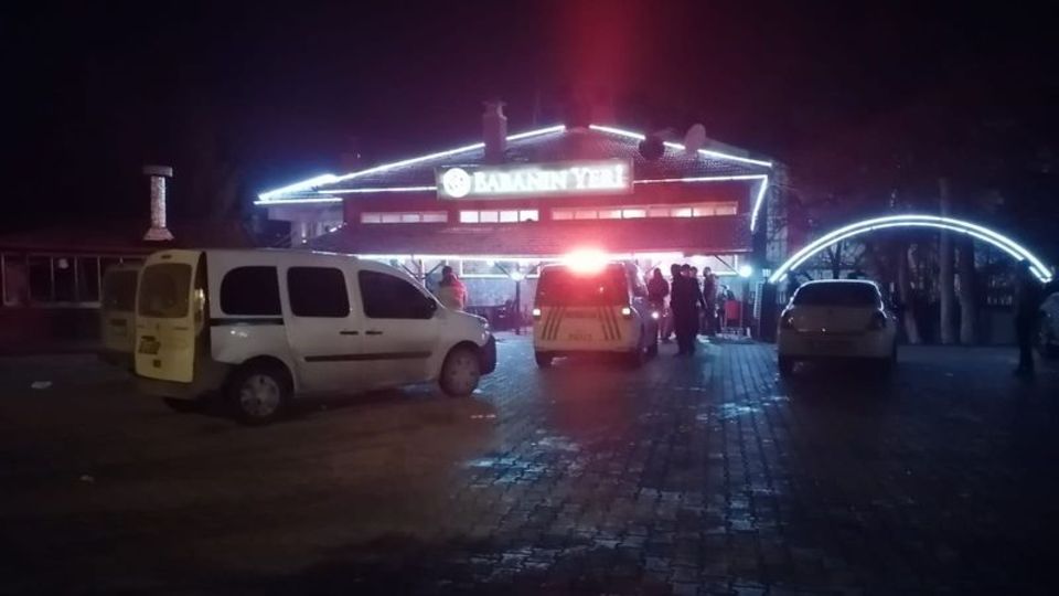 Restoranda silahlı kavga: 2 ölü, 1 ağır yaralı