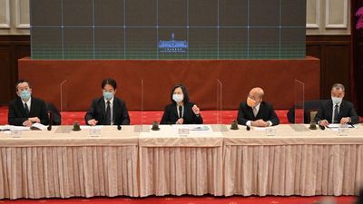 Tayvan'da zorunlu askerlik süresi uzatıldı