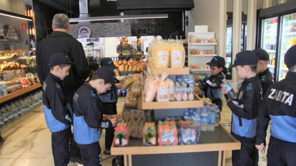 Çocuk zabıtalardan denetim