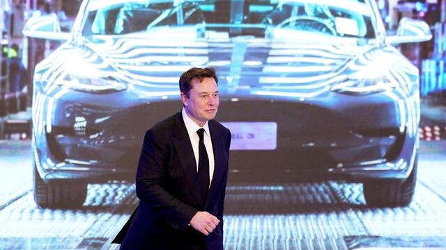 Elon Musk, bu yıl yüzde 70 değer kaybeden Tesla çalışanlarına mektup yazdı