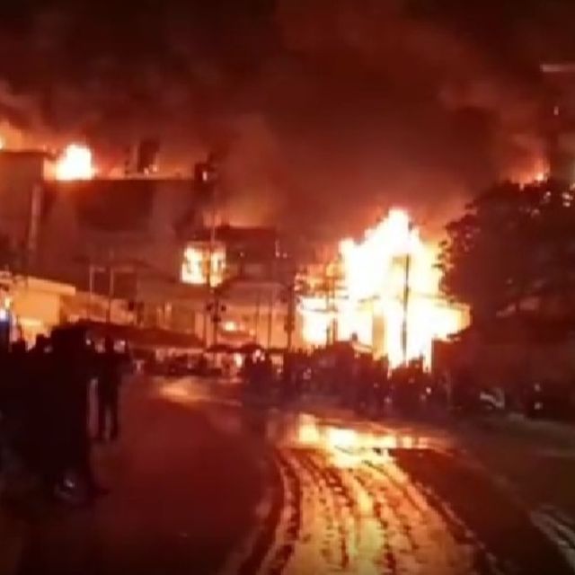 Kamboçya'da otelde yangın: En az 10 kişi öldü