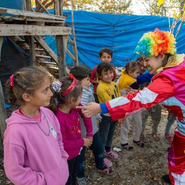 Seyhan'da mevsimlik tarım işçilerine destek