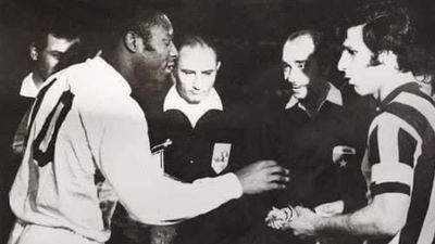 Pele, Fenerbahçe'ye rakip olmuştu