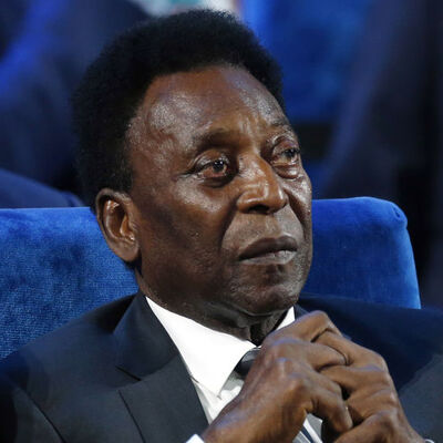 Futbol efsanesi Pele hayatını kaybetti