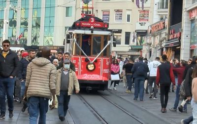 İşte İstanbul'da yılbaşı önlemleri... Taksim Meydanı bariyerlerle çevrildi!