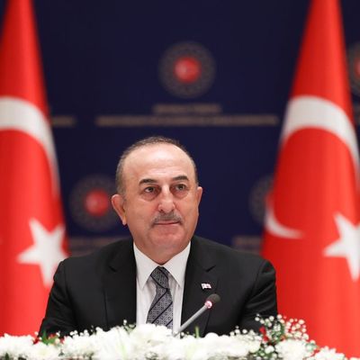 Bakan Çavuşoğlu'ndan önemli normalleşme mesajı