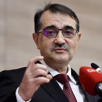 Bakan Dönmez: 100 bin varil hedefine yaklaşıldı