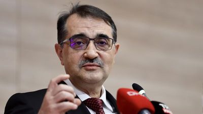 Bakan Dönmez: 100 bin varil hedefine yaklaşıldı