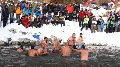 Rize'nin buz gibi sulardaki şenliğine sayılı günler kaldı