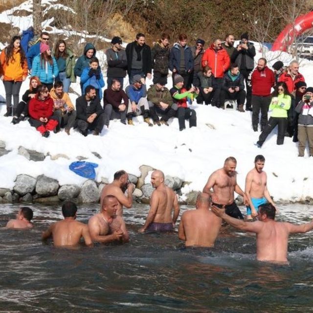 Rize'nin buz gibi sulardaki şenliğine sayılı günler kaldı
