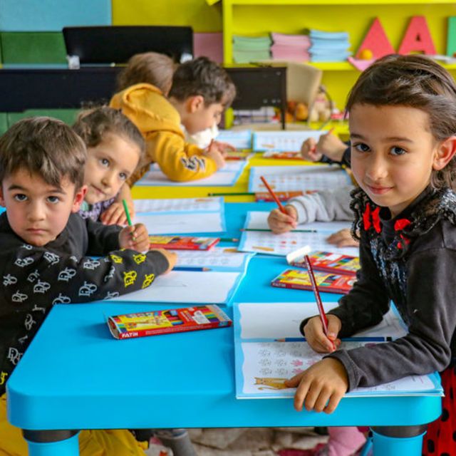 Vanlı çocuklara özel kütüphane