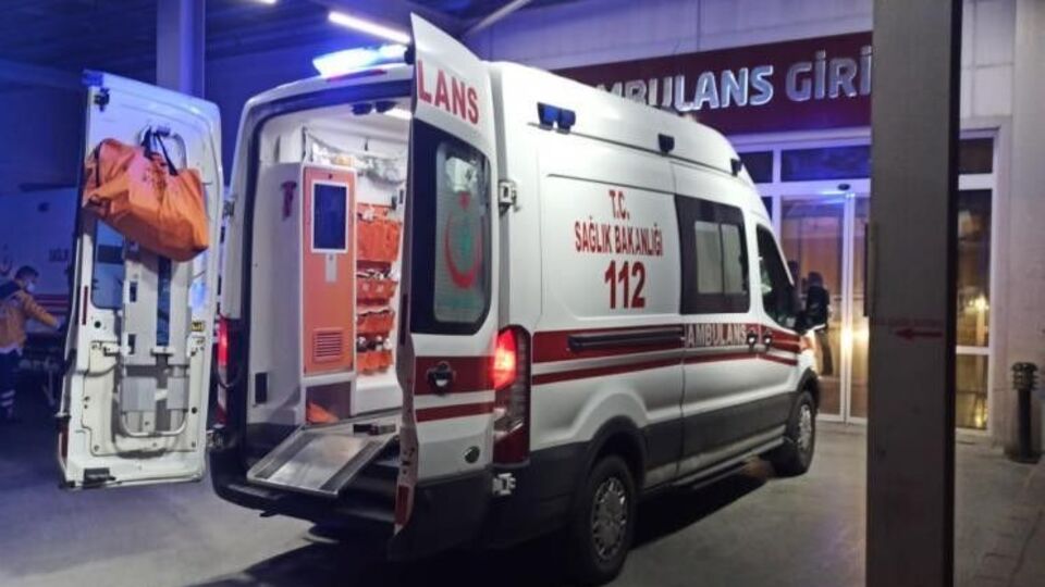 Üniversiteli genç kız, ağabeyini bıçakla öldürdü