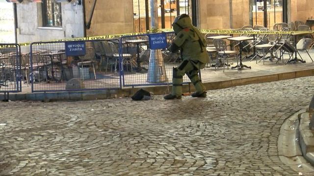 Galata Kulesi yakınında şüpheli çanta paniği