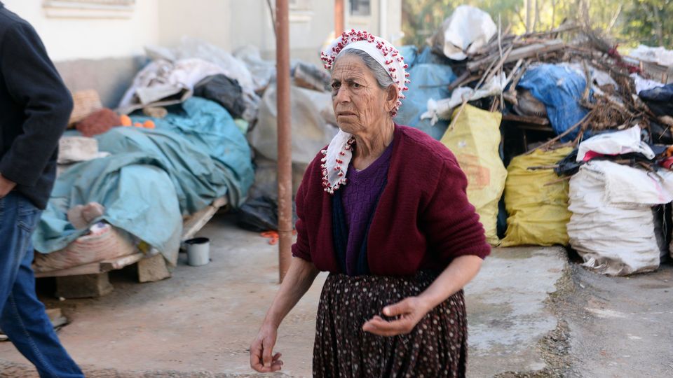 Gaspçı, kanser hastası yaşlı kadını bayıltana kadar dövdü!