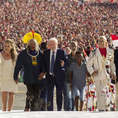 Lula yetkiyi çöp toplayıcısından aldı