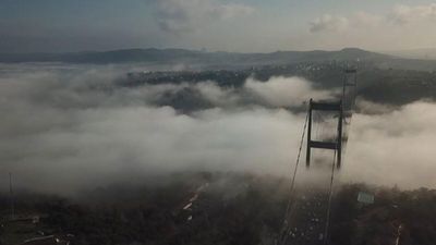 Sis nedeniyle 48 uçuş iptal edildi