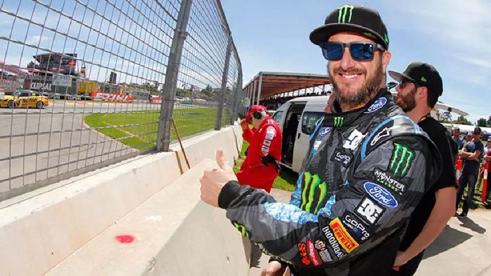 Ünlü rallici kazada hayatını kaybetti