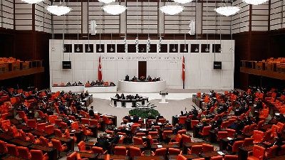 Emekli ve memur maaşı düzenlemesi TBMM'de