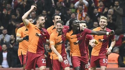 Cimbom, Kadıköy'e lider gidiyor