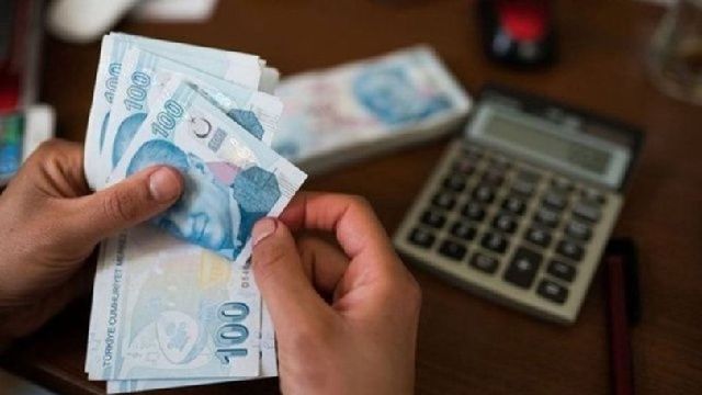Emeklilere ek zam müjdesi!