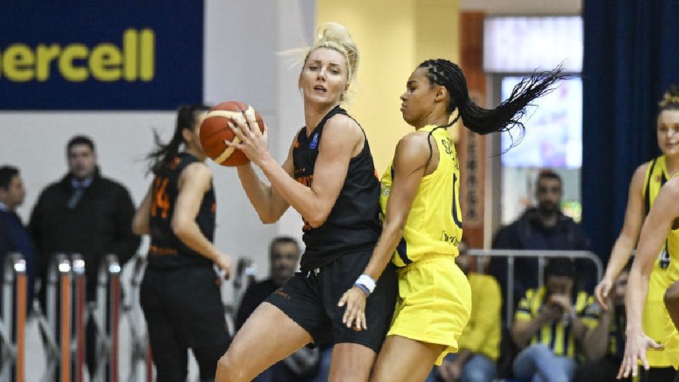 Fenerbahçe Alagöz Holding evinde fark attı