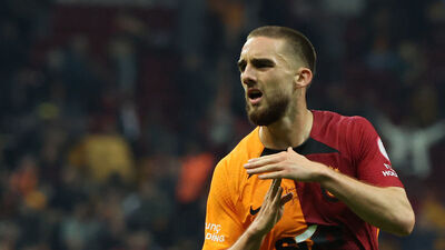 Küllerinden doğdu!